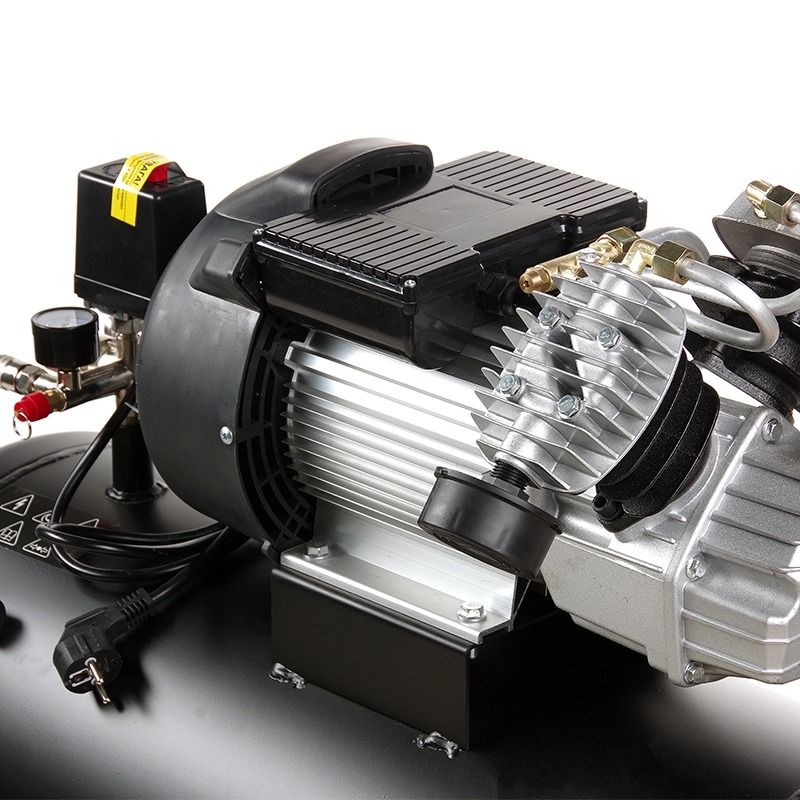Компрессор APRO OFD-100MX 100 л, 2.8кВт, 8 бар, 430л/мин, 2 крана, двухцилиндровый + масло 0,2 л