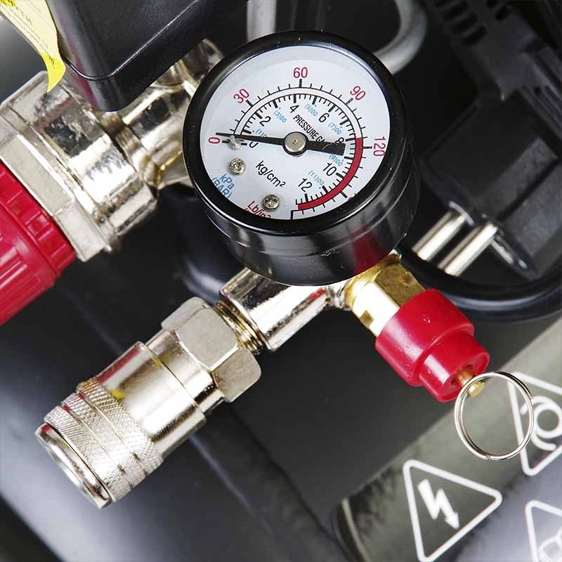Компресор APRO OFD-50MX 50 л, 2.2кВт, 8 бар, 416л/хв, 2 крана, двоциліндровий + олія 0,2 л